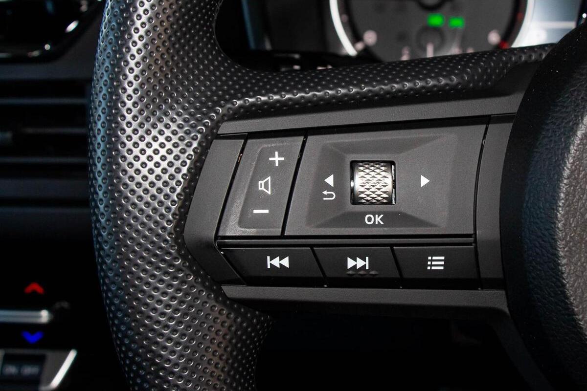 2025 Mitsubishi Triton GLX MV Auto 4X4 MY25 Double Cab image 14