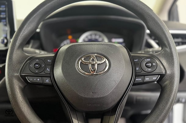 2022 Toyota Corolla Sedan Hybrid Ascent Sport image 19
