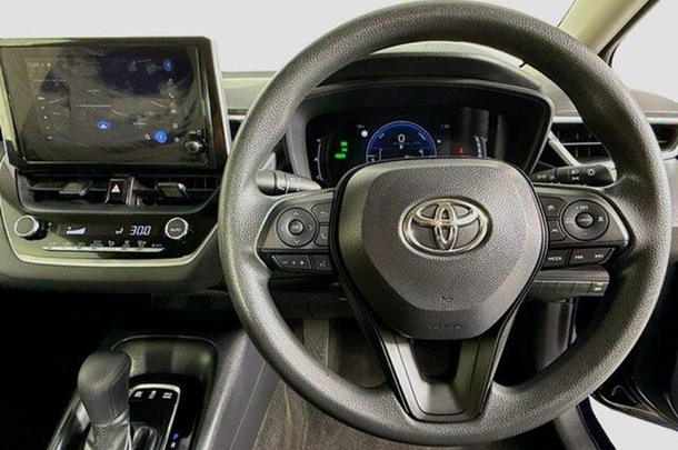 2023 Toyota Corolla Sedan Hybrid Ascent Sport image 20