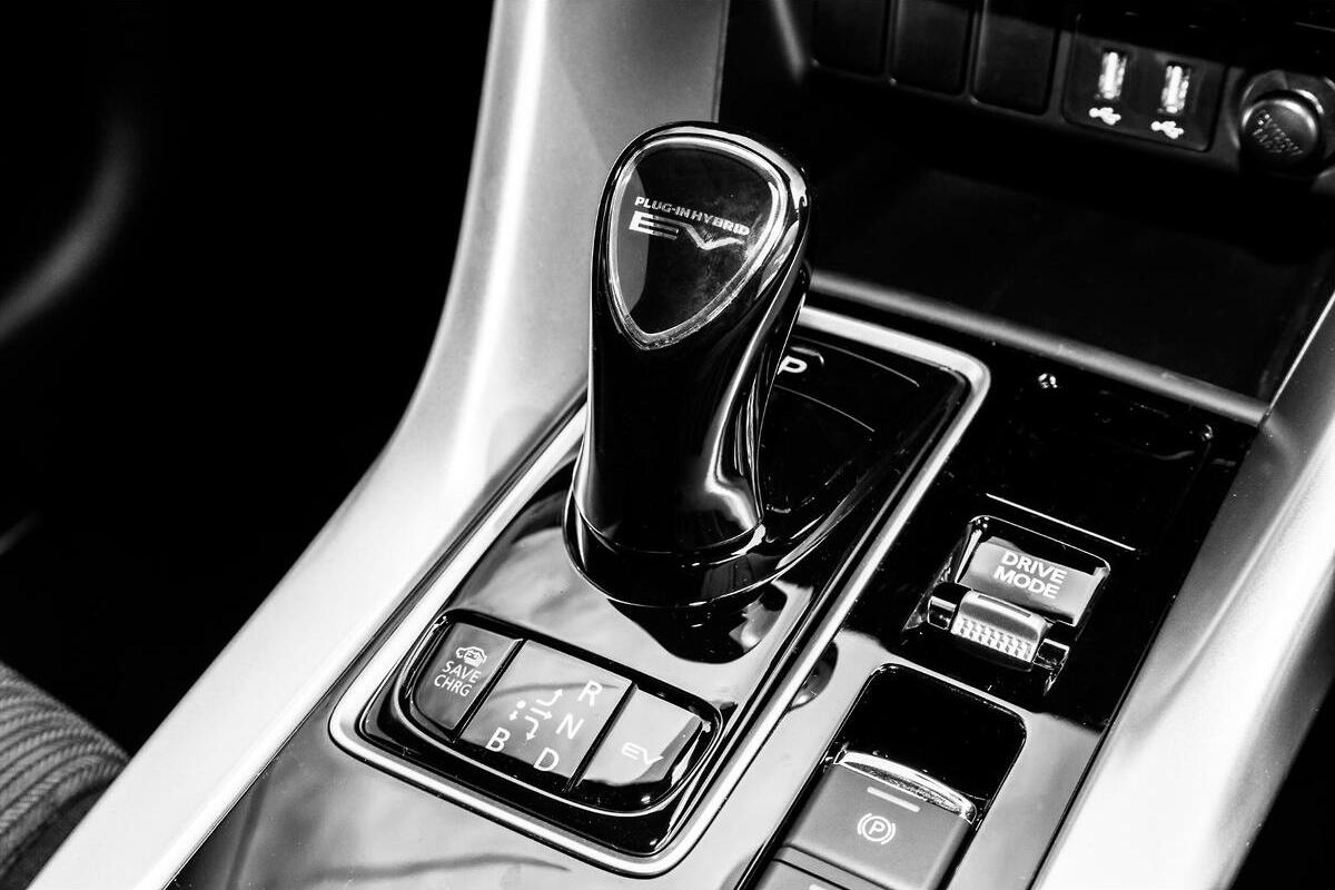 2024 Mitsubishi Eclipse Cross PHEV ES YB Auto AWD MY24 image 18