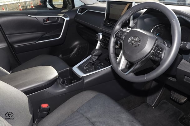 2024 Toyota Rav4 Hybrid GX-2WD image 3