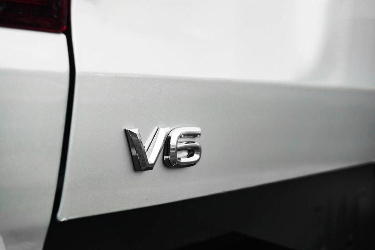 2024 Volkswagen Amarok TDI600 Aventura NF Auto 4MOTION Perm MY23 Dual Cab image 9