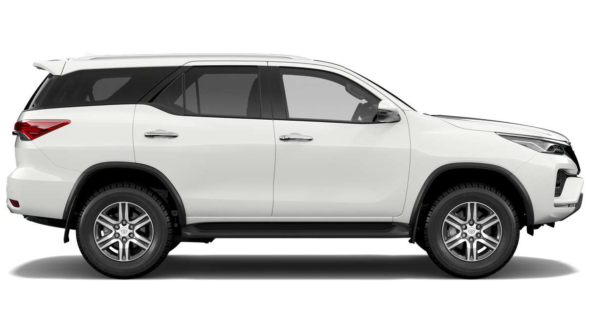 2025 Toyota Fortuner GXL Automatic Premium Interior image 2