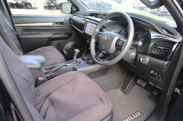 2022 Toyota Hilux 4x4 Rogue image 7