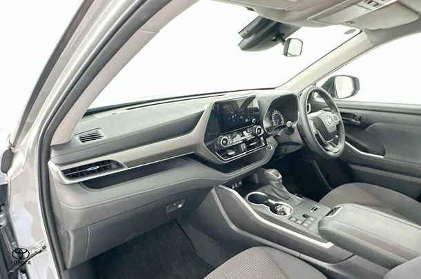 2024 Toyota Kluger Hybrid GX AWD image 18