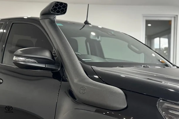 2021 Toyota Hilux Rugged X image 5