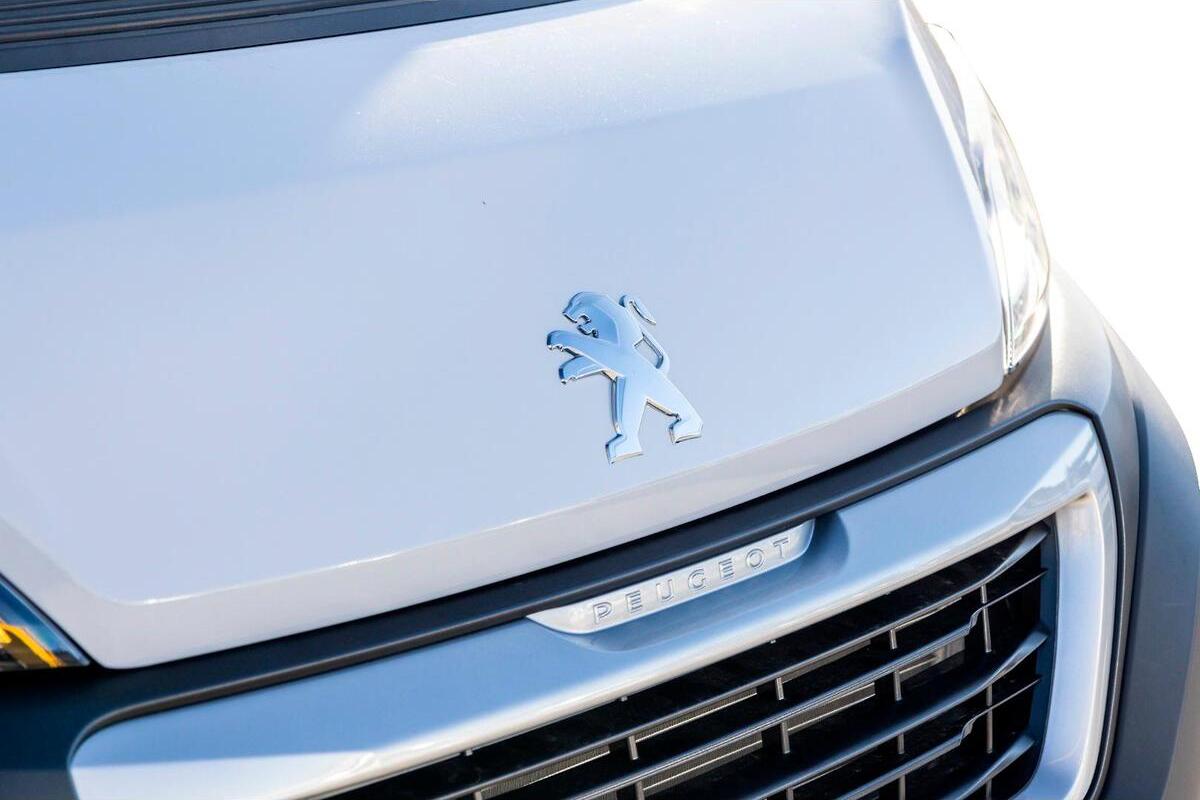 2024 Peugeot Boxer Pro LWB Manual MY23 image 11