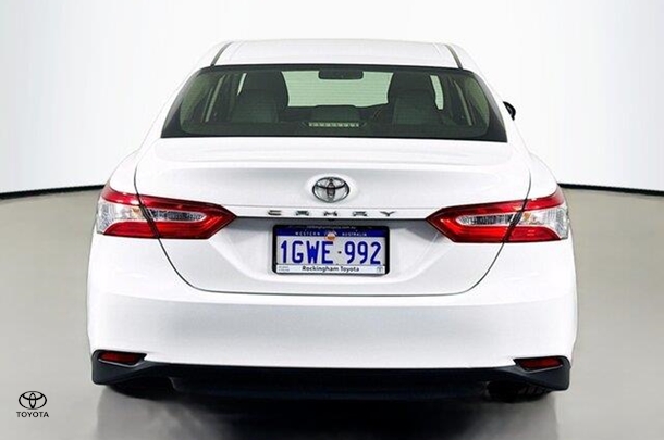 2019 Toyota Camry Ascent image 7