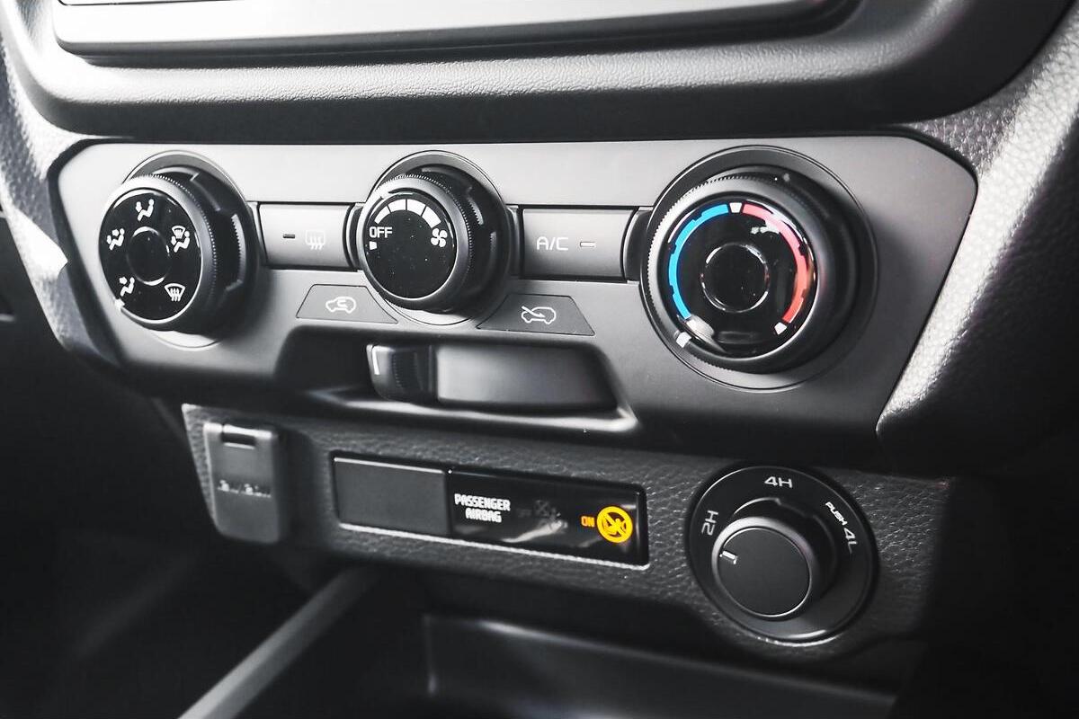 2024 Isuzu D-MAX SX Auto 4x4 MY24 image 12