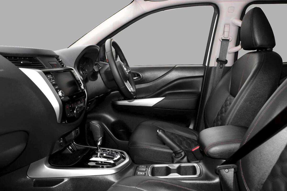 2024 Nissan Navara ST-X D23 Auto 4x2 MY24 Dual Cab image 4