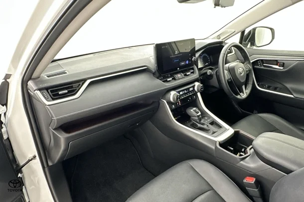 2022 Toyota RAV4 Cruiser 2WD image 19
