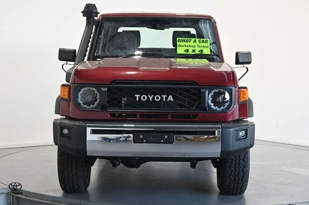 2024 Toyota LC Military GXL image 2