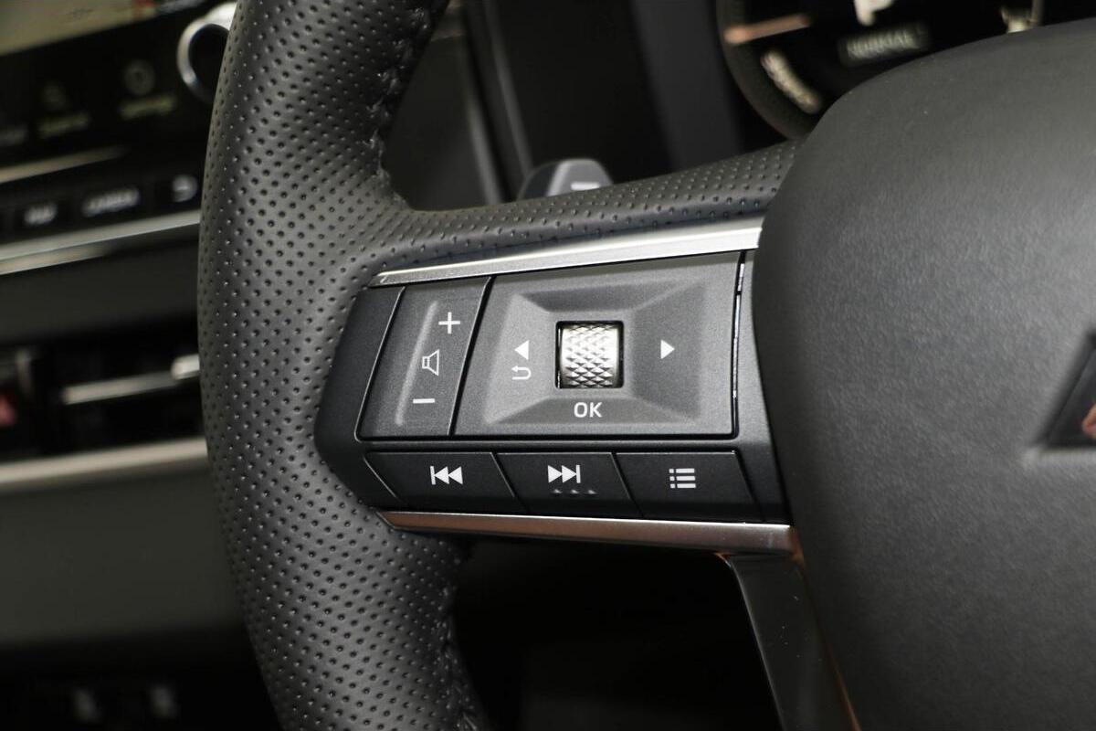 2024 Mitsubishi Outlander PHEV Exceed ZM Auto AWD MY24 image 19