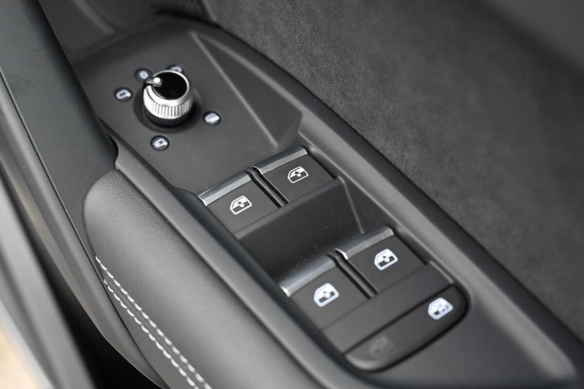 2025 Audi SQ5 TDI Auto quattro MY25 image 15