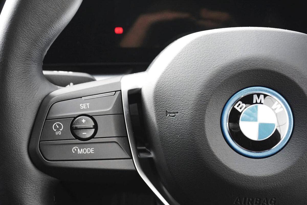 2024 BMW iX1 eDrive20 xLine U11 Auto image 11