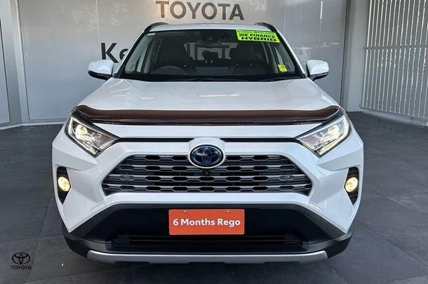 2020 Toyota Rav4 Hybrid Cruiser 2WD image 3
