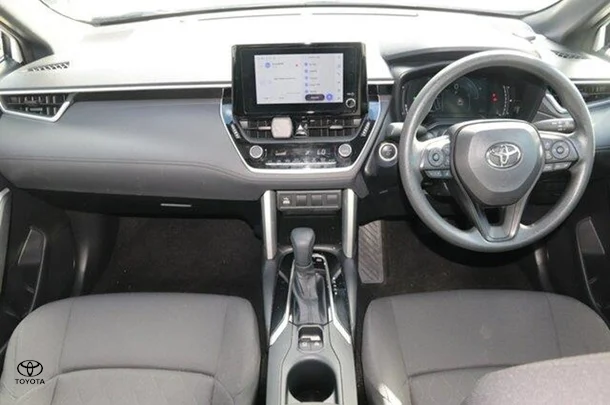 2023 Toyota Corolla Cross Hybrid GX image 5