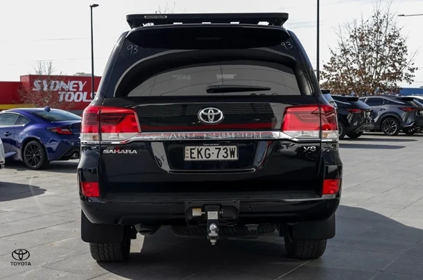2020 Toyota LANDCRUISER Sahara image 5