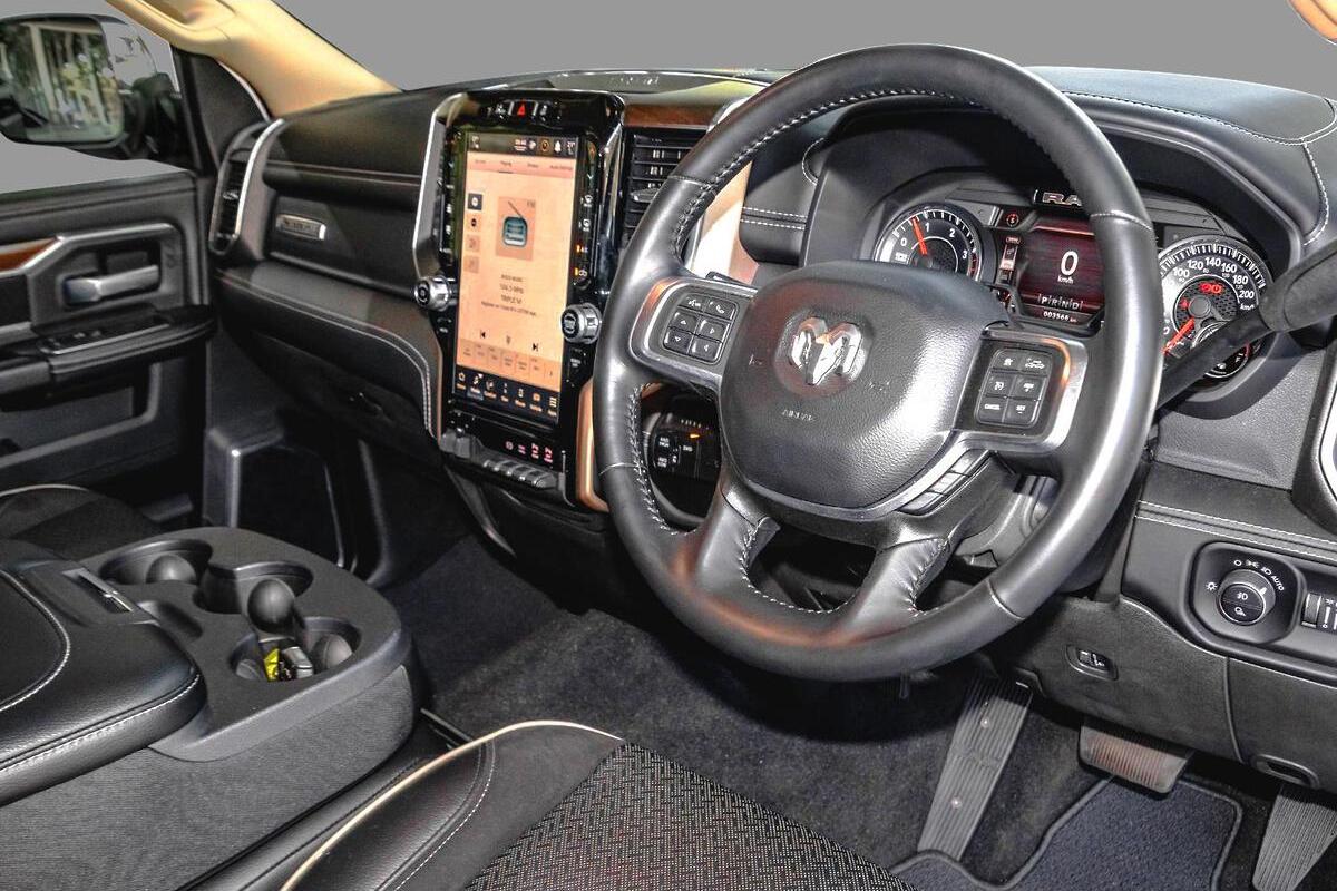 2024 RAM 2500 Laramie Auto 4x4 MY24 image 6