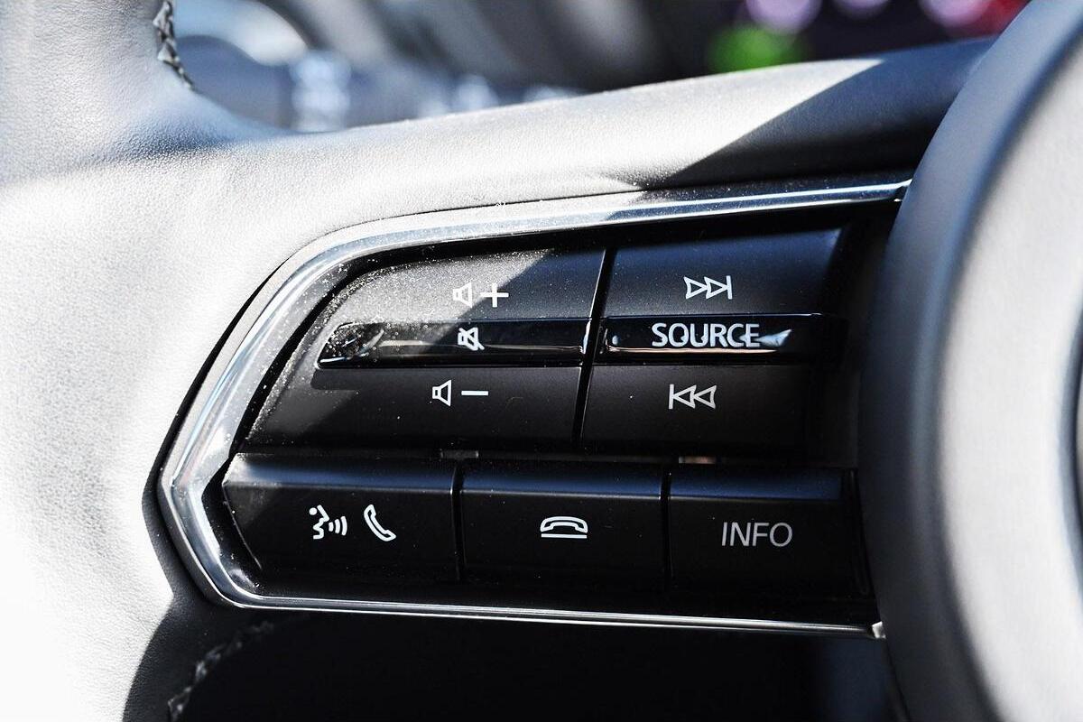 2024 Mazda CX-60 D50e Azami KH Series Auto i-ACTIV AWD image 12