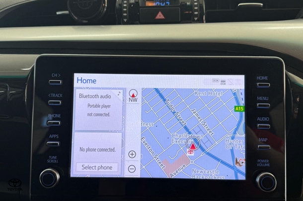 2023 Toyota Hilux SR5 image 20