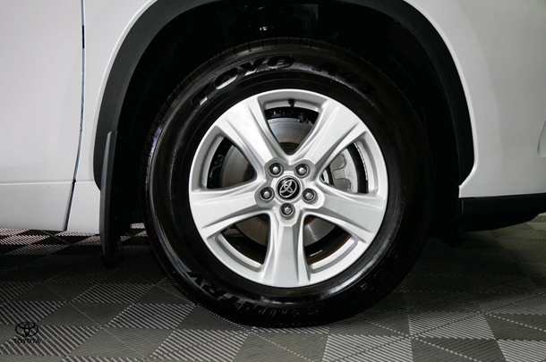 2024 Toyota Kluger Hybrid GX image 7