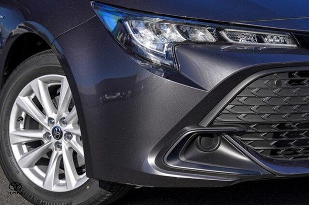 2024 Toyota Corolla Hatch Hybrid Ascent Sport image 11