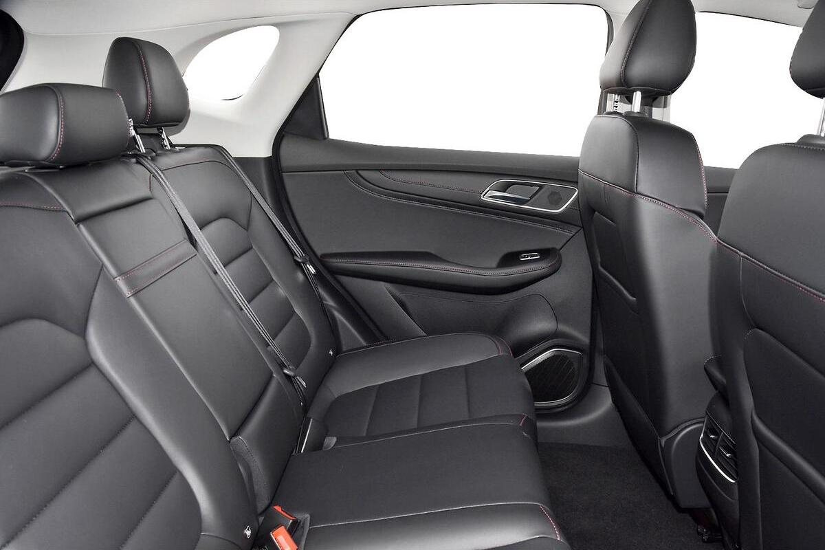 2024 MG HS Excite Auto FWD MY24 image 8