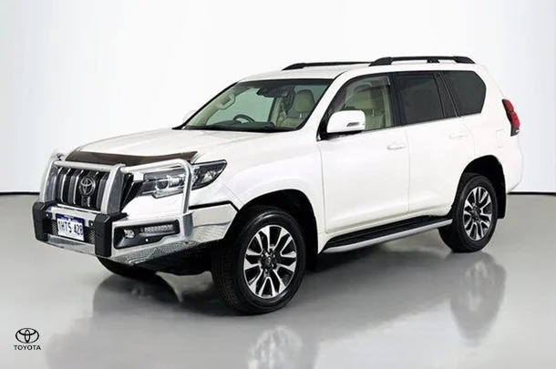 2022 Toyota Prado VX image 4