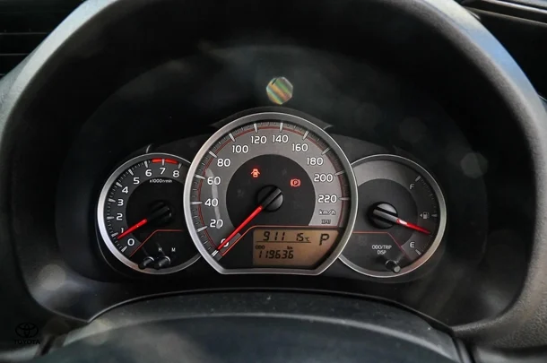 2018 Toyota Yaris ASCENT image 10