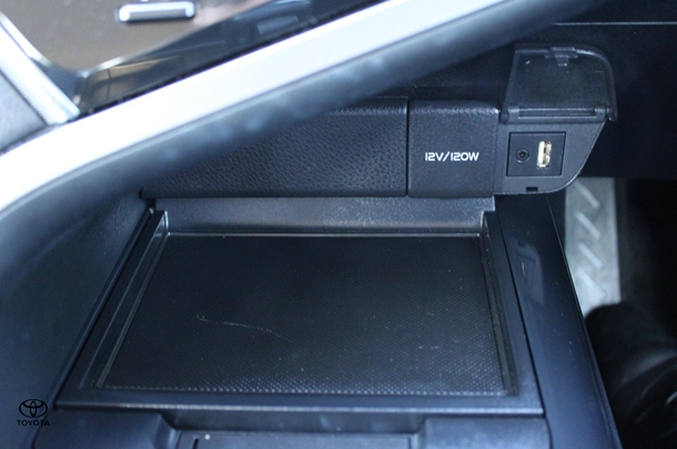 2020 Toyota Camry Hybrid Ascent Sport image 34