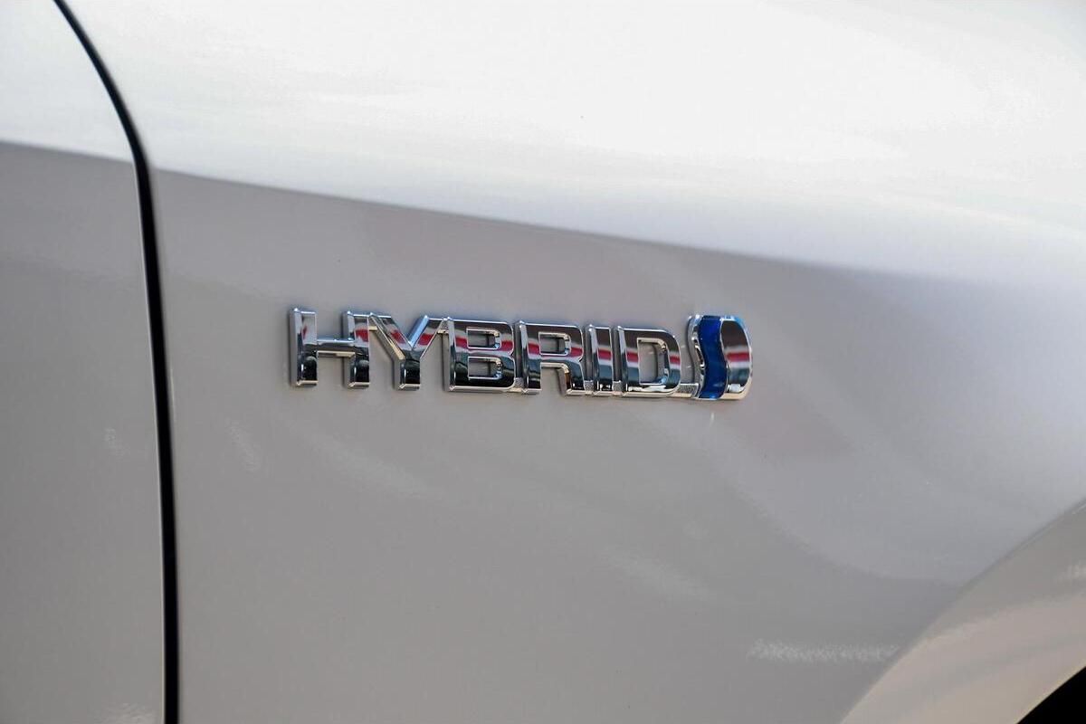 2025 Toyota Corolla ZR Hybrid Auto image 9