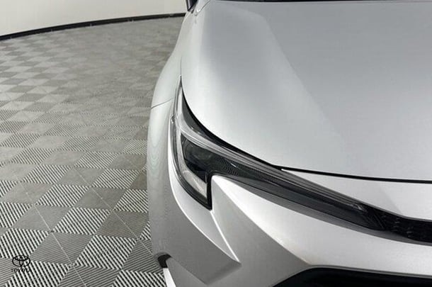 2023 Toyota Corolla Sedan Hybrid Ascent Sport image 2