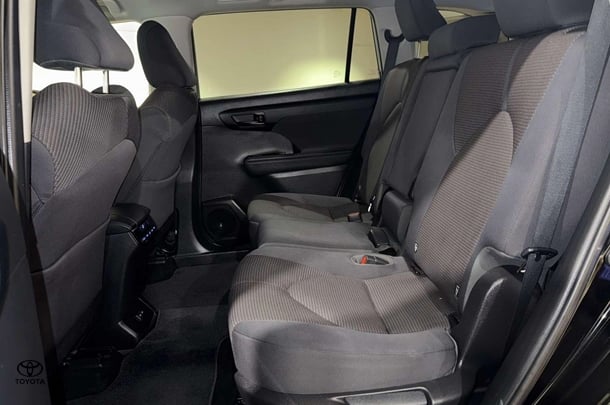2021 Toyota Kluger Hybrid GX AWD image 5