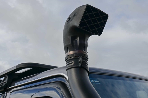 2018 Toyota LC Military GXL image 15