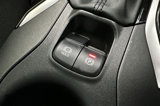 2022 Toyota Corolla Cross Petrol GX image 25