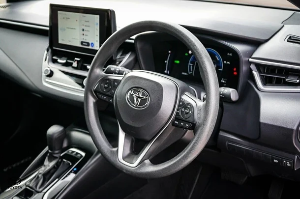 2024 Toyota Corolla Hatch Hybrid Ascent Sport image 14