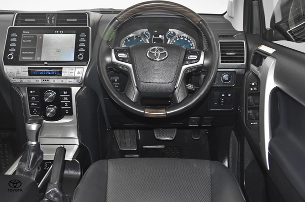 2023 Toyota Prado Kakadu image 15