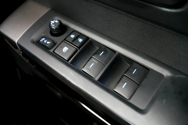 2023 Toyota Tundra Limited image 21