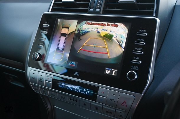 2021 TOYOTA Prado VX image 15
