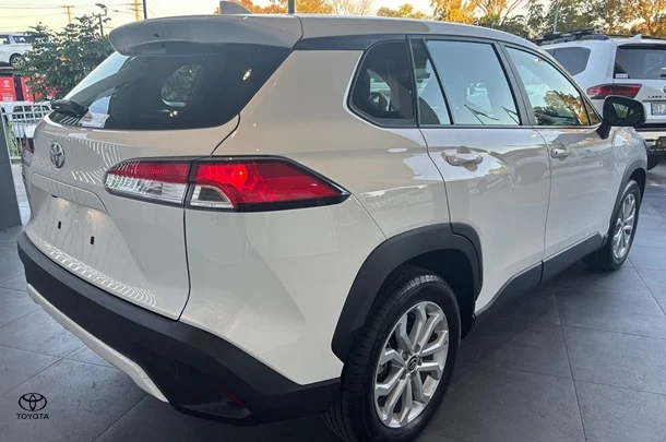 2023 Toyota Corolla Cross Petrol GX image 5