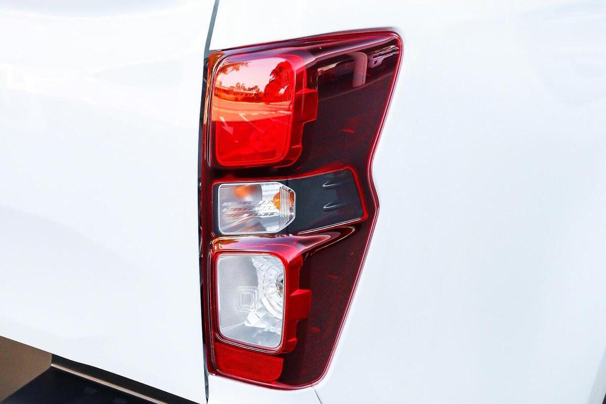 2024 Isuzu D-MAX SX High Ride Auto 4x2 MY24 image 18