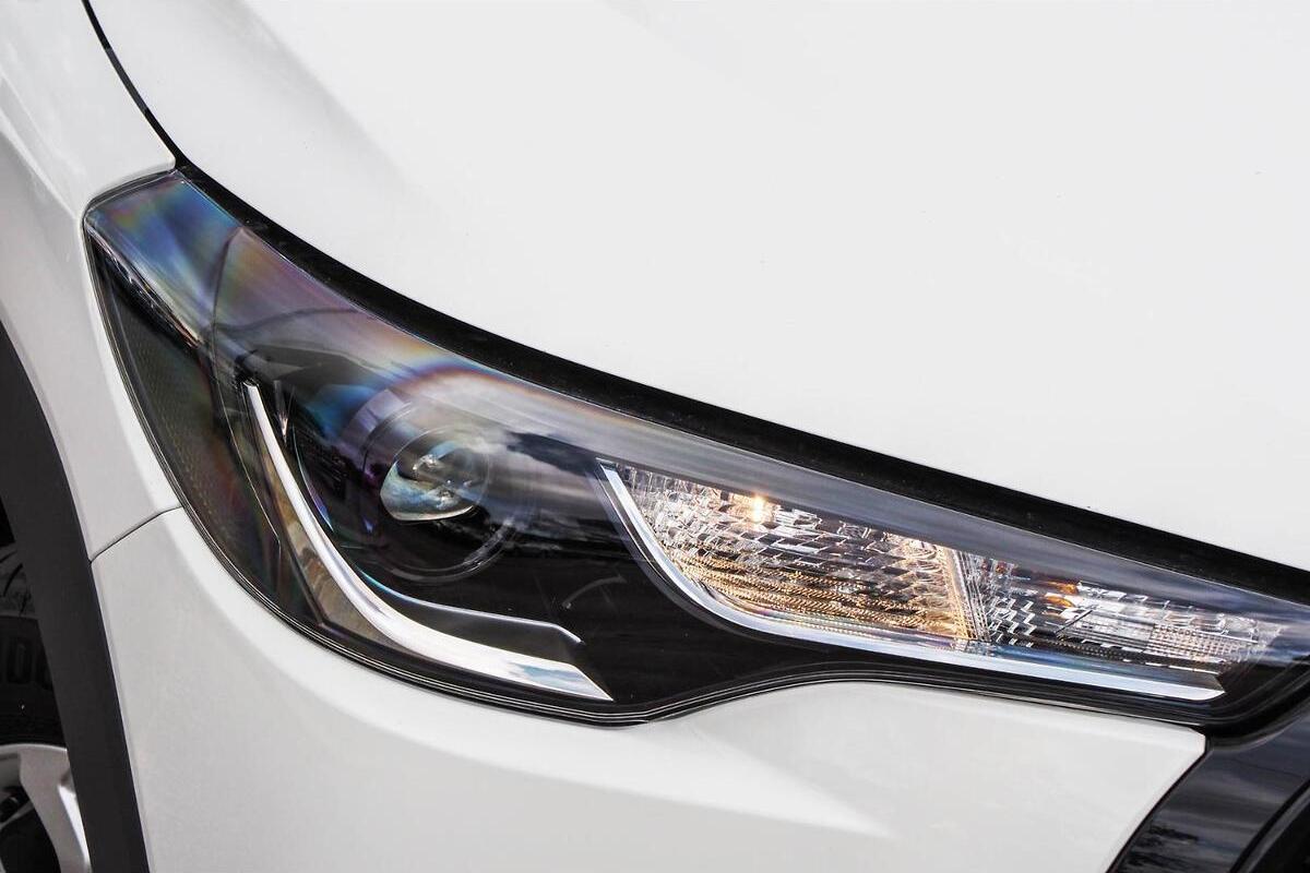 2024 Toyota Corolla Cross GX Auto 2WD image 17