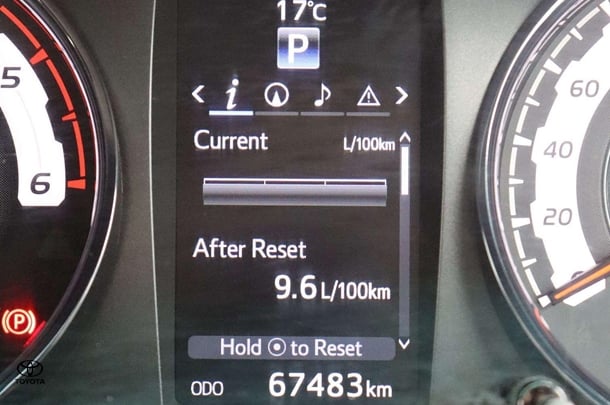 2018 Toyota Hilux 4x4 Rugged X image 14