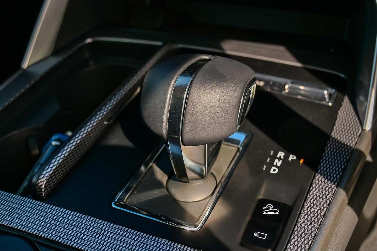 2024 Mazda CX-60 P50e Evolve KH Series Auto i-ACTIV AWD image 17