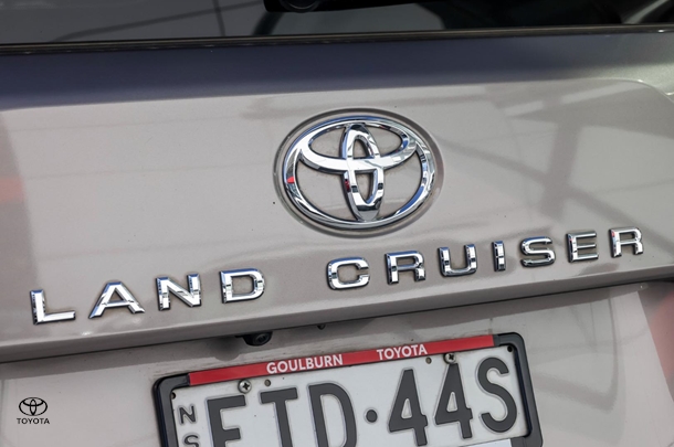 2022 Toyota LANDCRUISER Sahara ZX image 20