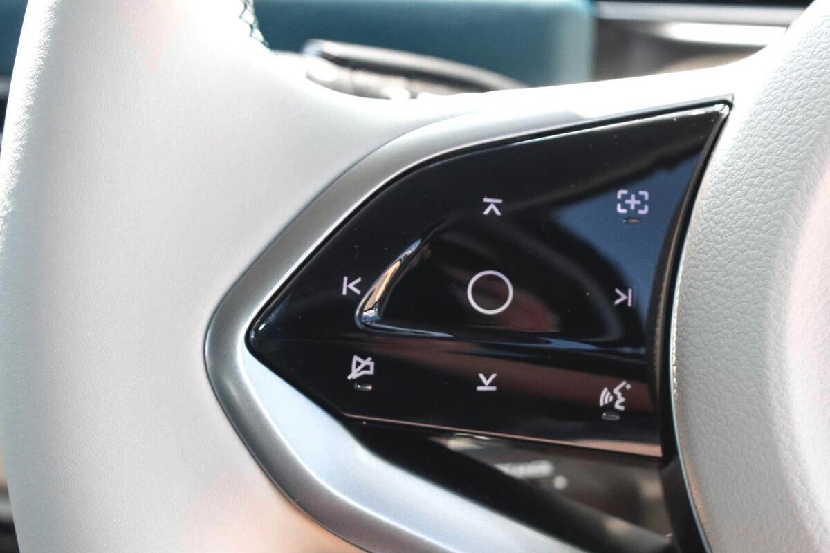 2024 GWM Ora Standard Range Auto image 12