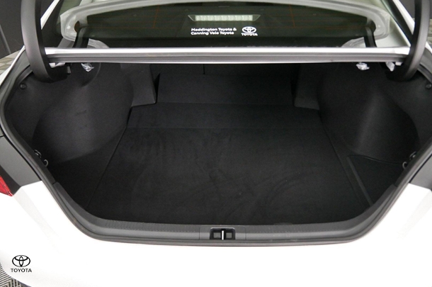 2024 Toyota Camry Hybrid Ascent image 24