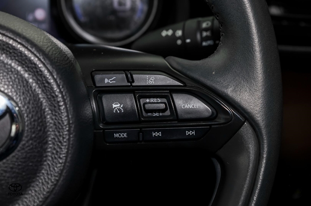 2021 Toyota Yaris Cross Hybrid Urban image 13