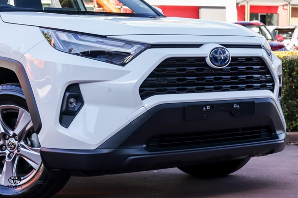 2024 TOYOTA RAV4 Hybrid GX-2WD image 18